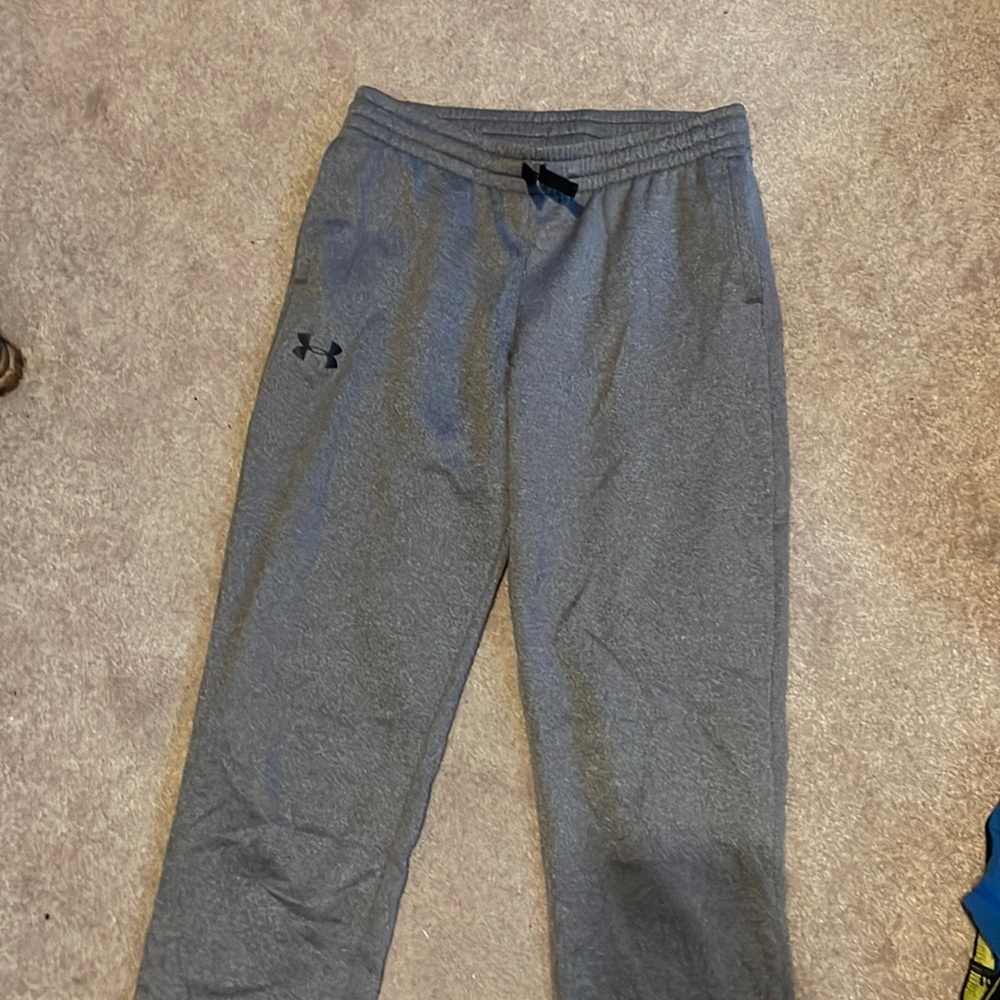 Under armour grey sweatpants